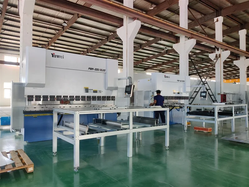 Two press brakes and a workshop operator at LANSGRID