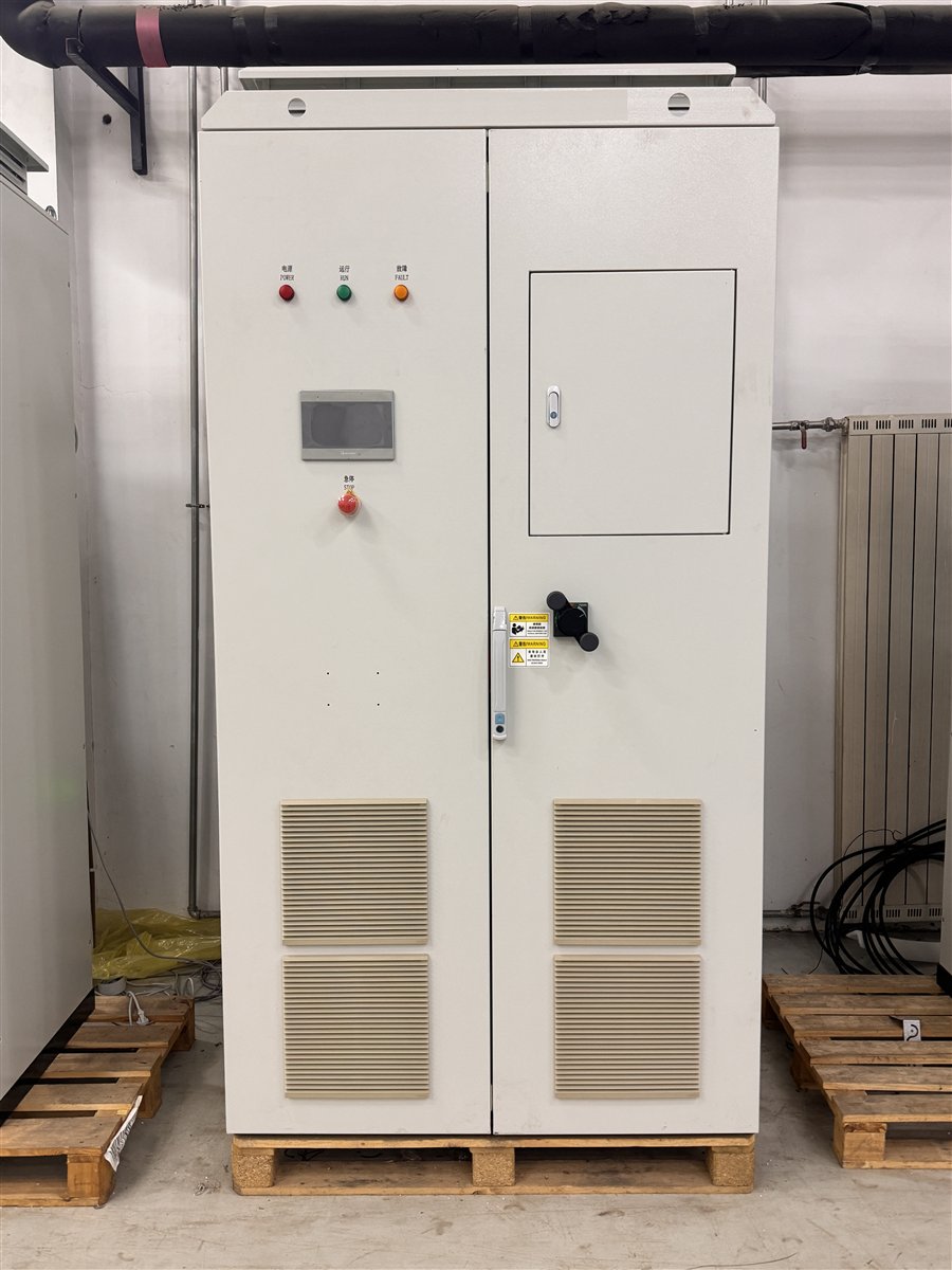 Complete double-door control cabinet with operator panel